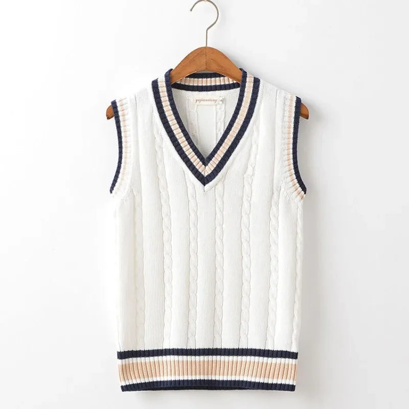 Damen Ärmellose Strickweste mit Kabelmuster | Livia