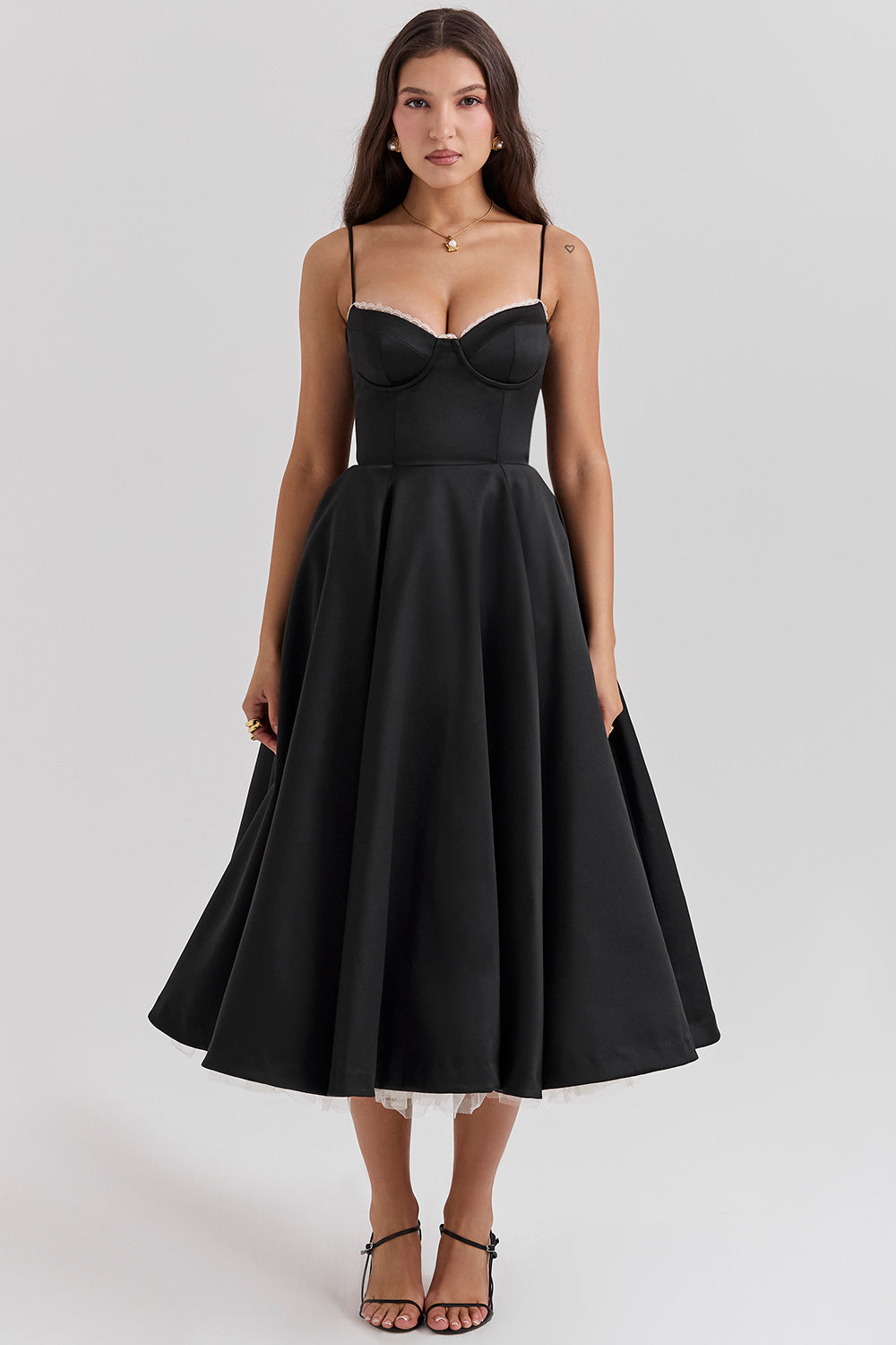 Damen Midi Kleid Satin mit Herzausschnitt | Elanora