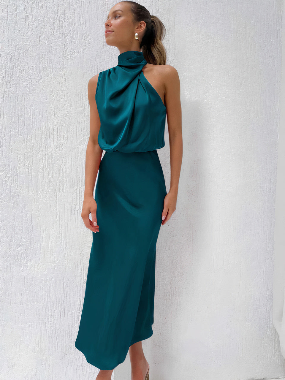 Damen Halterneck Maxikleid mit fließendem Schnitt | Elanora