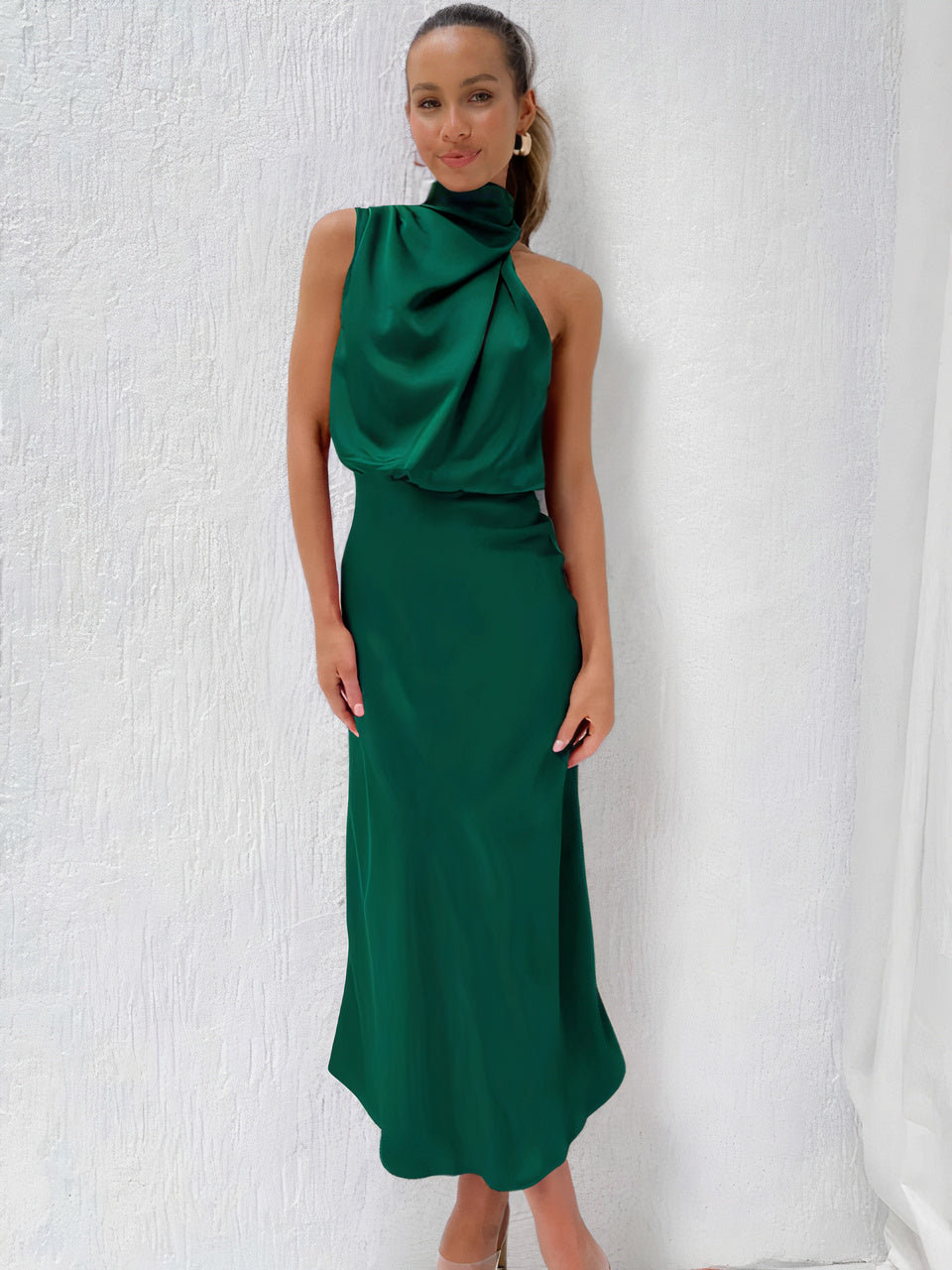 Damen Halterneck Maxikleid mit fließendem Schnitt | Elanora
