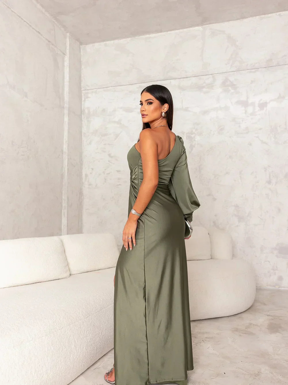 Damen Maxikleid mit einem Ärmel und Knotenbund | Solena