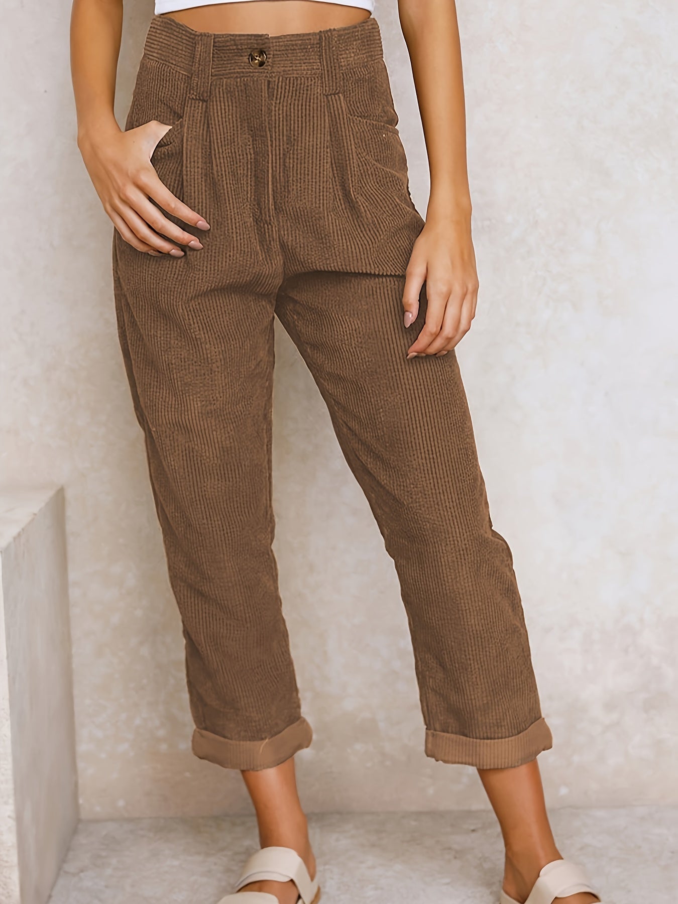 Hochtaillierte Cord Tapered Hose für Damen | Elora