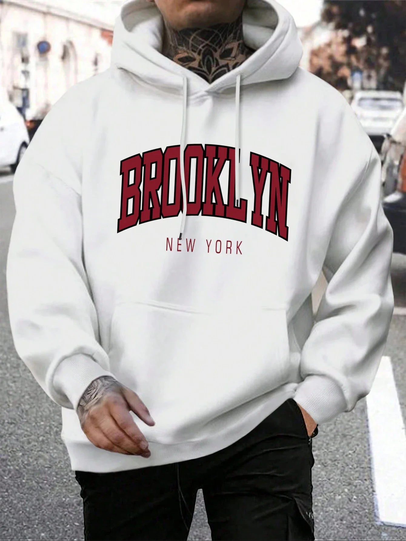 Brooklyn Hoodie – Unisex Kapuzenpullover im College-Stil