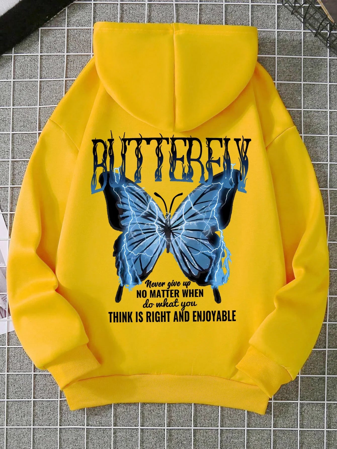 Butterfly Backprint Sweater – Warmer Unisex Pullover mit Statement-Design