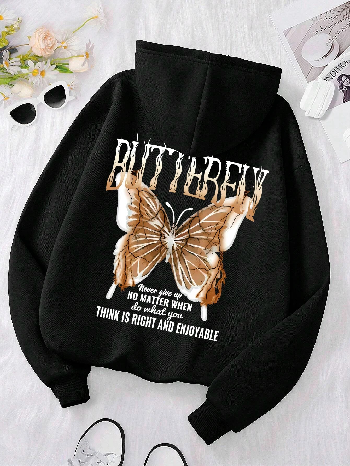 Butterfly Backprint Sweater – Warmer Unisex Pullover mit Statement-Design