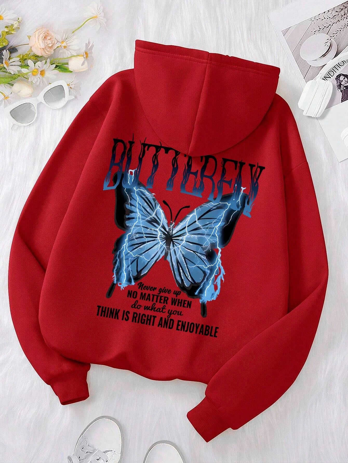 Butterfly Backprint Sweater – Warmer Unisex Pullover mit Statement-Design