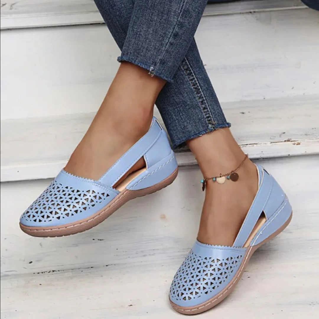 Damen Freizeitschuhe mit Perforation | Lynelle