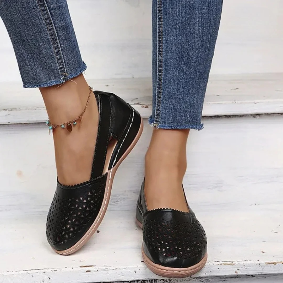 Damen Freizeitschuhe mit Perforation | Lynelle