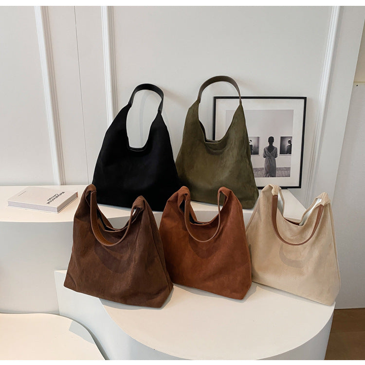 Damen Schultertasche mit weichem Stoff und Einzelriemen | Nareya