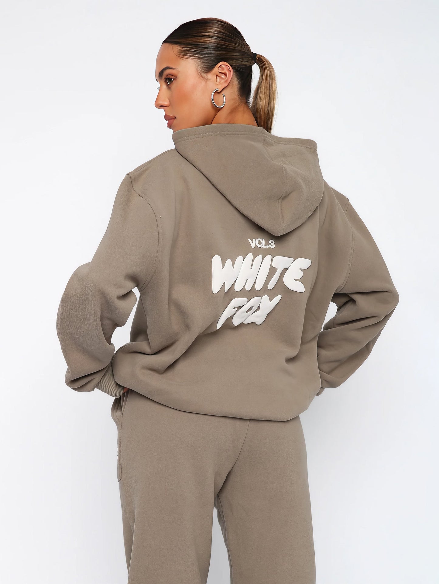 Luxe Loungewear Set – White Fox Edition für Damen | Zweiteilig & Bequem