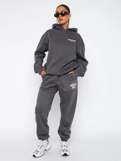 Luxe Loungewear Set – White Fox Edition für Damen | Zweiteilig & Bequem