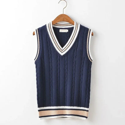 Damen Ärmellose Strickweste mit Kabelmuster | Livia