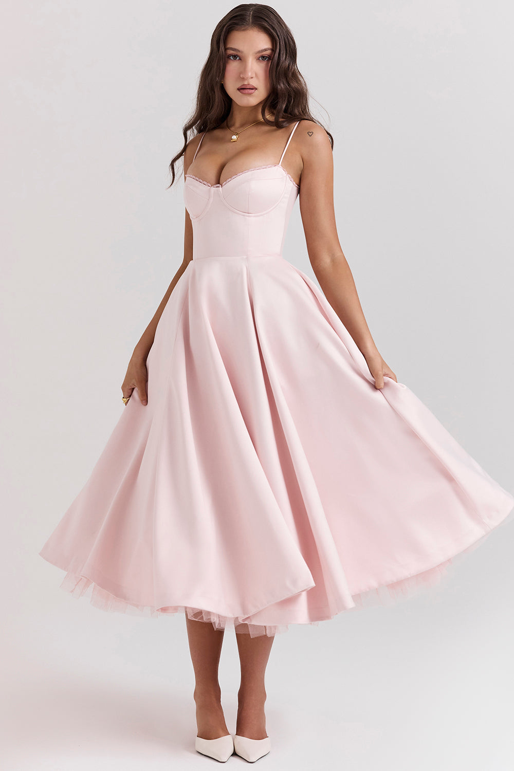 Damen Midi Kleid Satin mit Herzausschnitt | Elanora