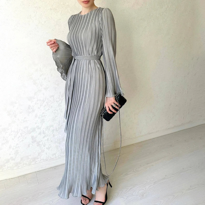 Damen Maxikleid mit Falten und Rüschensaum | Amelina